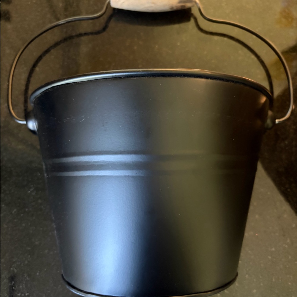Black Metal Bucket with Handle- wall hanger